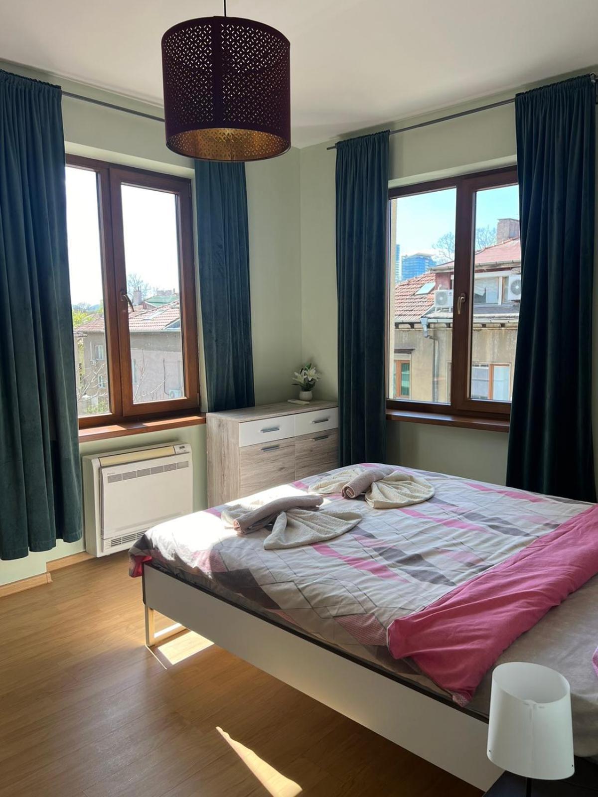 Rio Sunny 2Bdr Apt Near Ndk - Metro - Non-Stop Paid Public Parking Sofia Exterior photo