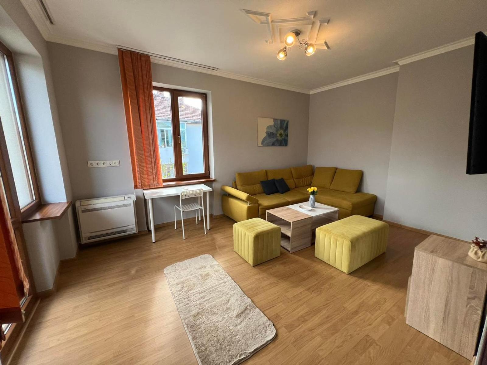 Rio Sunny 2Bdr Apt Near Ndk - Metro - Non-Stop Paid Public Parking Sofia Exterior photo