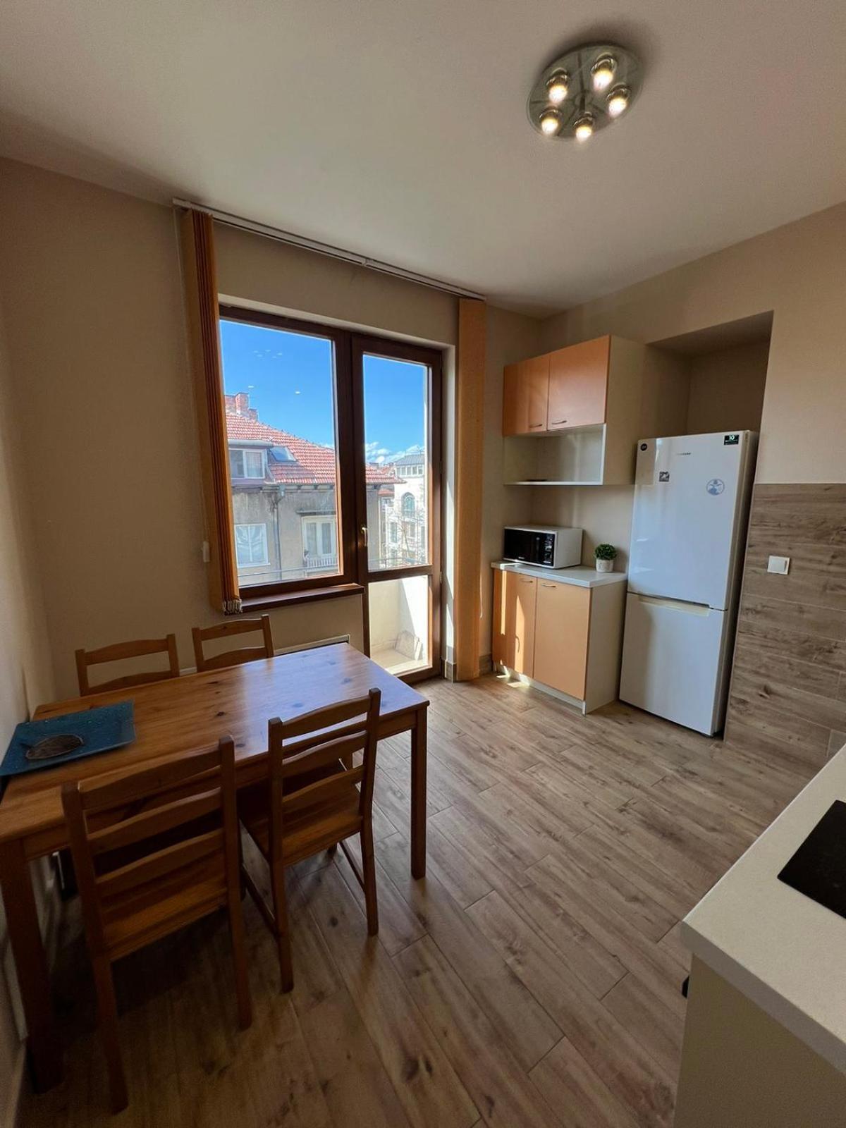 Rio Sunny 2Bdr Apt Near Ndk - Metro - Non-Stop Paid Public Parking Sofia Exterior photo