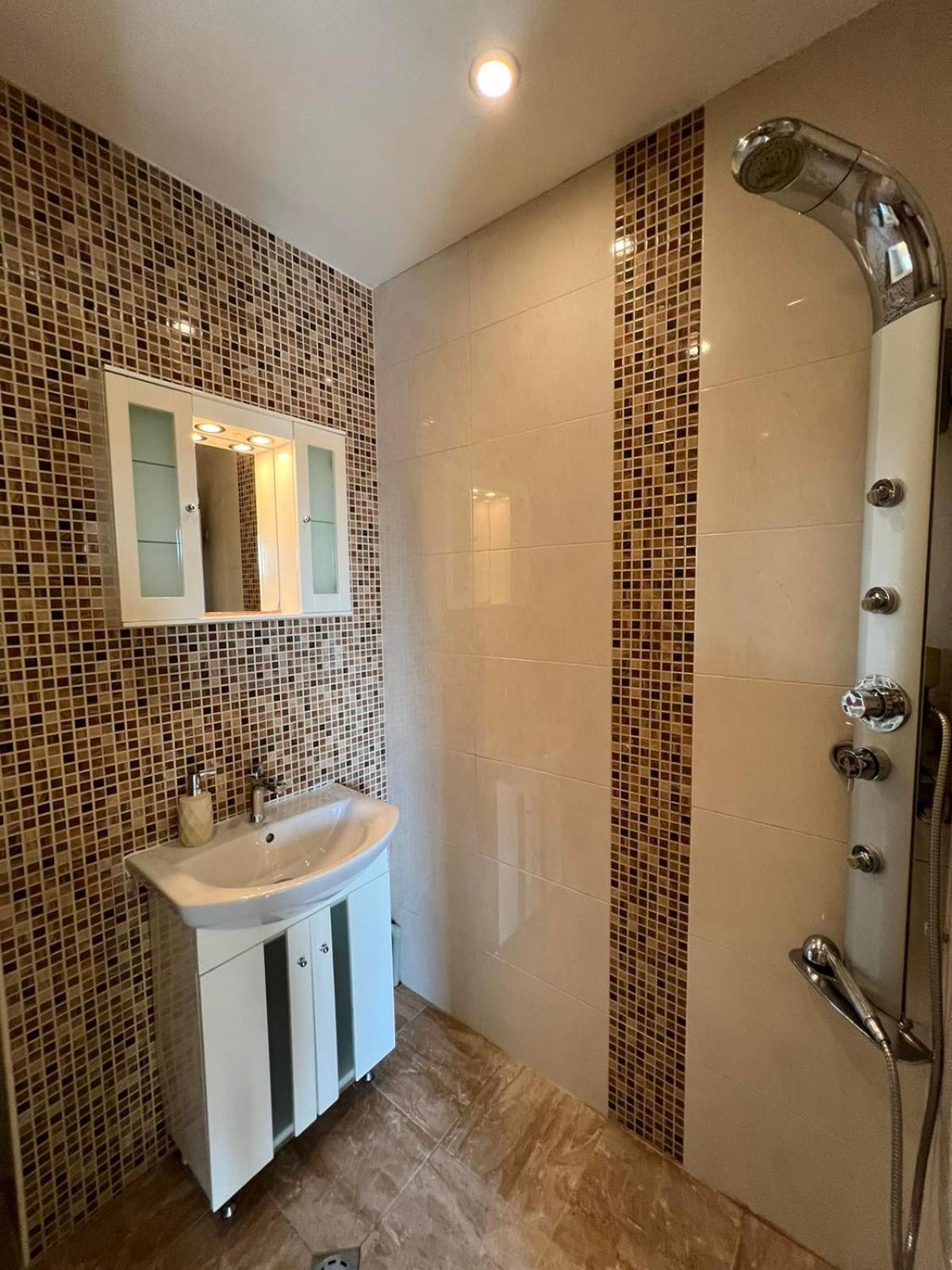 Rio Sunny 2Bdr Apt Near Ndk - Metro - Non-Stop Paid Public Parking Sofia Exterior photo